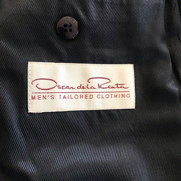 Oscar De La Renta Vintage three piece suit 44R USA - Picture 2 of 8